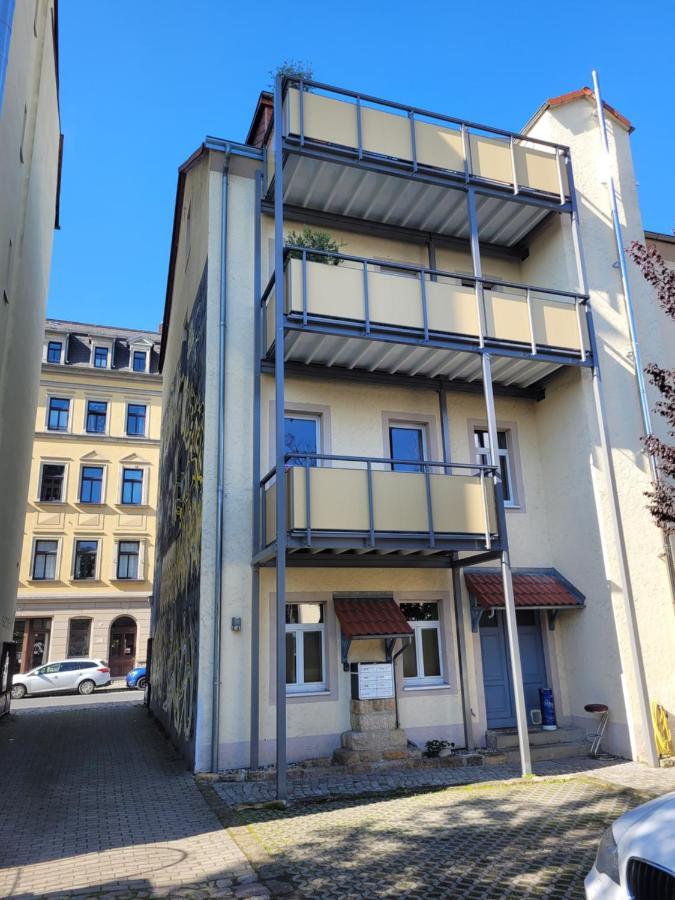 Ferienwohnung Oder Studio Dresden-Neustadt Inkl Parkplatz Mit Balkon Oder Terrasse Esterno foto